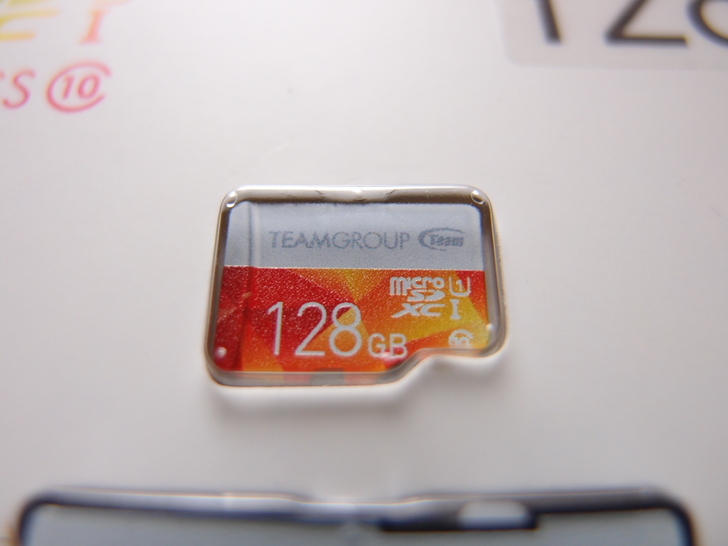 TEAMGROUPのmicroSD 128GB