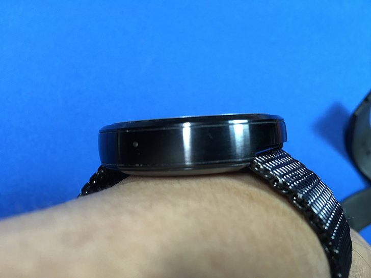 moto360 2nd 用ベルトを1stにつける